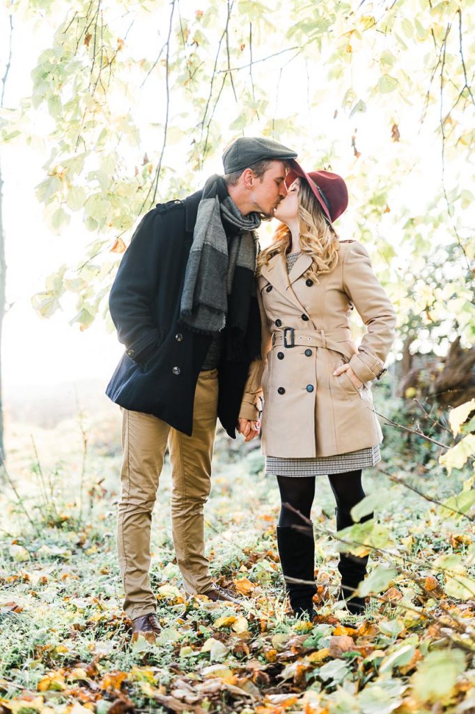 romanticky svadobny portret pri zapade slnka